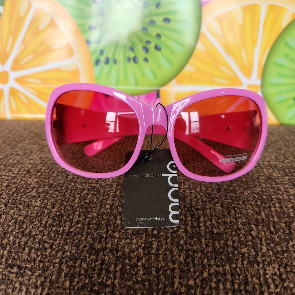 Moda sunglasses pink NWT